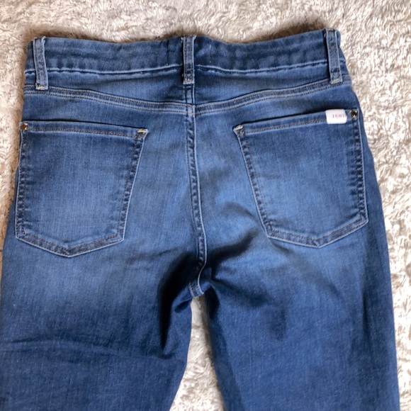 Jen 7 for 7 For All Mankind Jeans High-rise, bottom fringe with back zip, size 6 - Picture 3 of 10